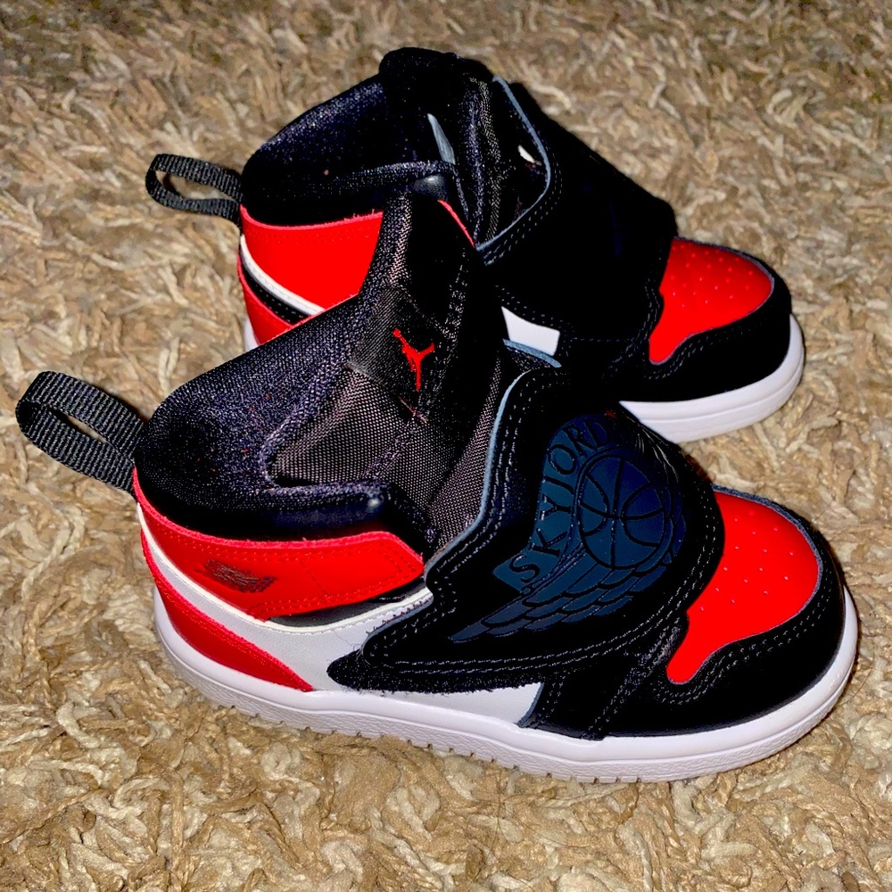 Sky Jordan Baby Toddler Sneakers size 8C